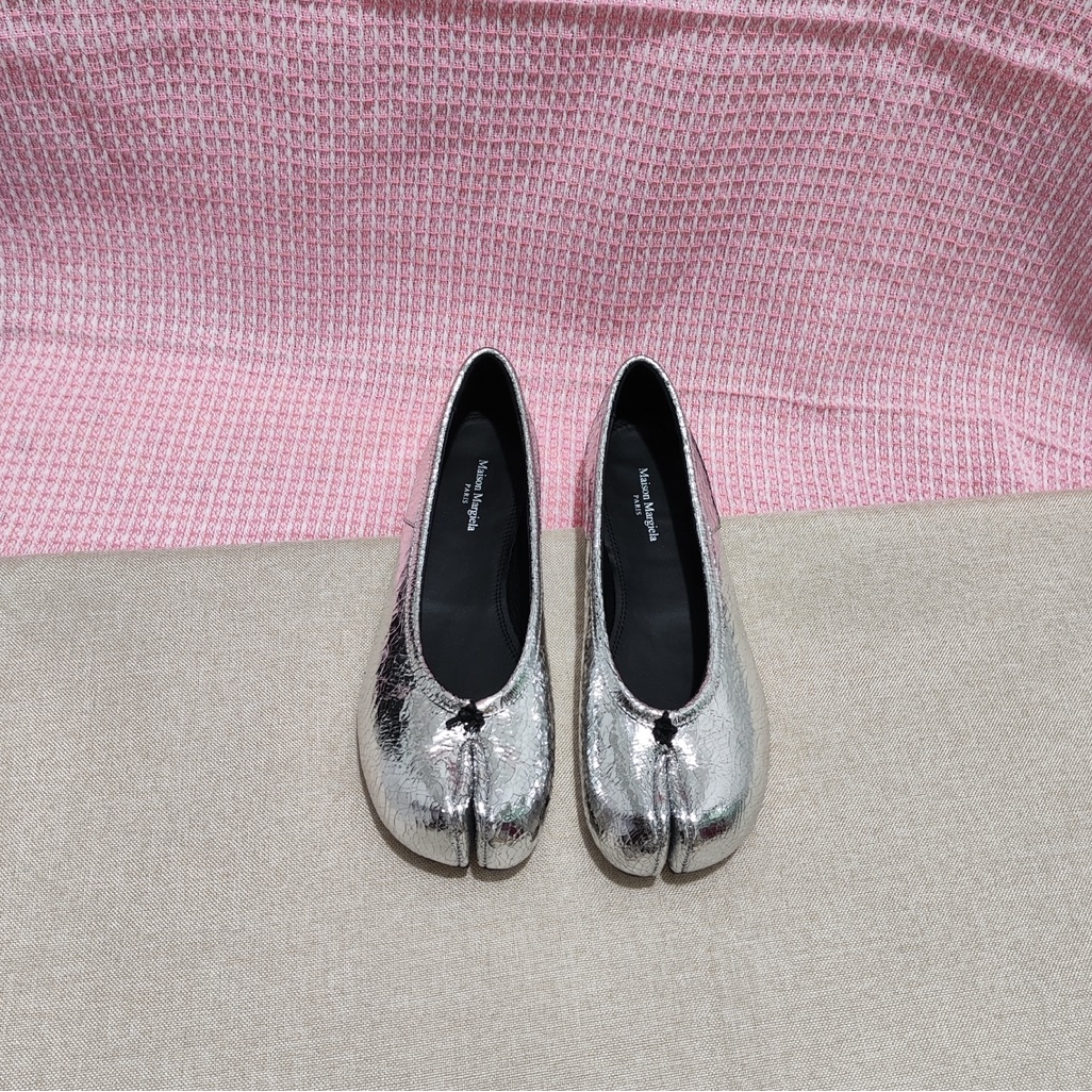 Maison Martin Margiela Silver Tabi Split-Toe Ballet Flats